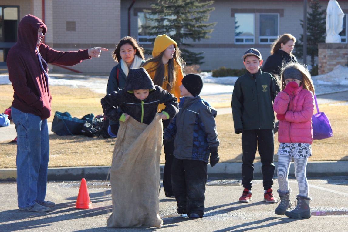 Journée de carnaval réussie à Gravelbourg
