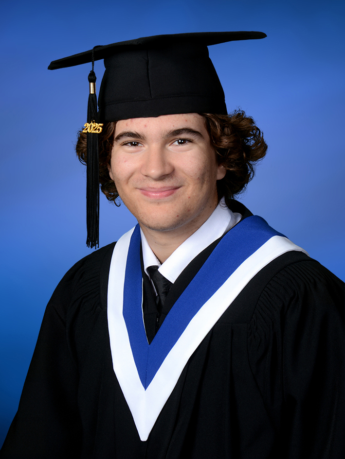C’est avec fierté que l’école St-Isidore présente les finissants de l’année scolaire 2024-2025 !